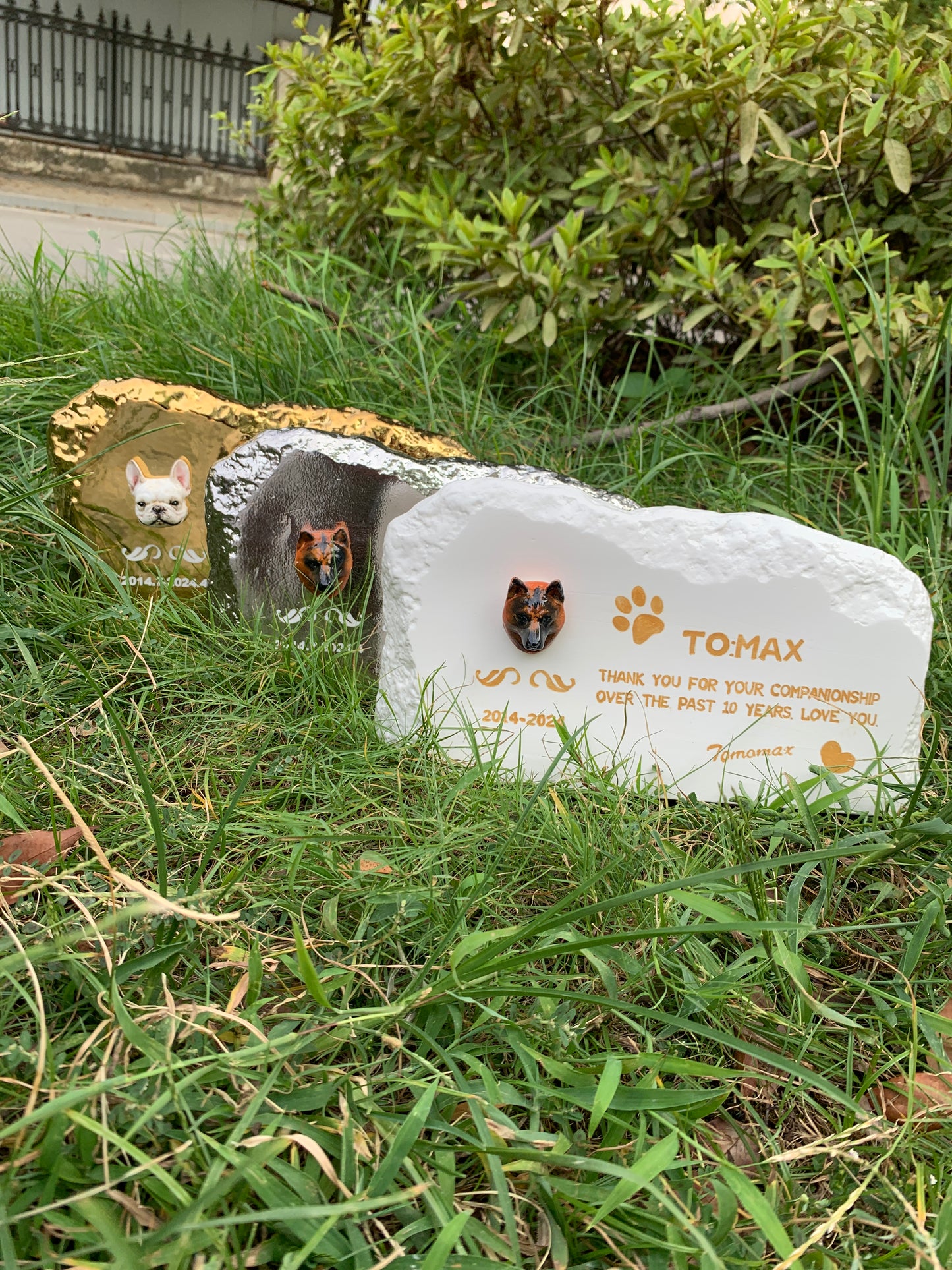 Custom Pet Tombstone and Urn (Dual-Use)