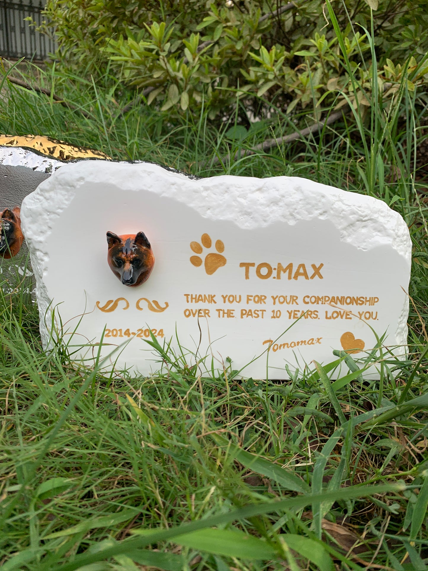 Custom Pet Tombstone and Urn (Dual-Use)