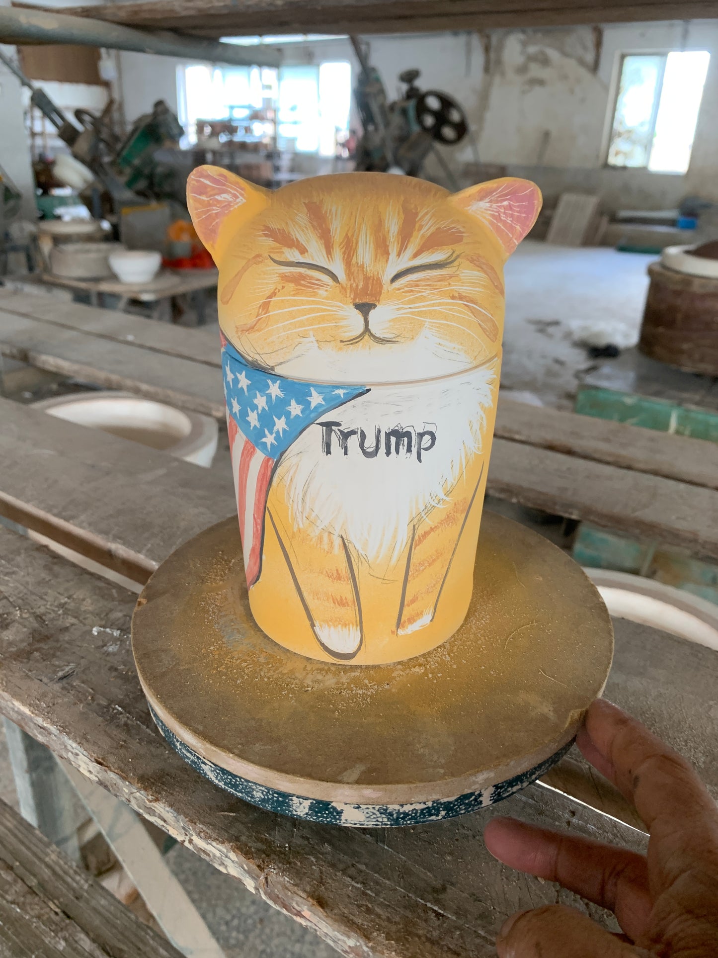 Artistic Hand-Painted Cat Memorial Urn – A Unique & Creative Tribute (Custom Portrait & Text)