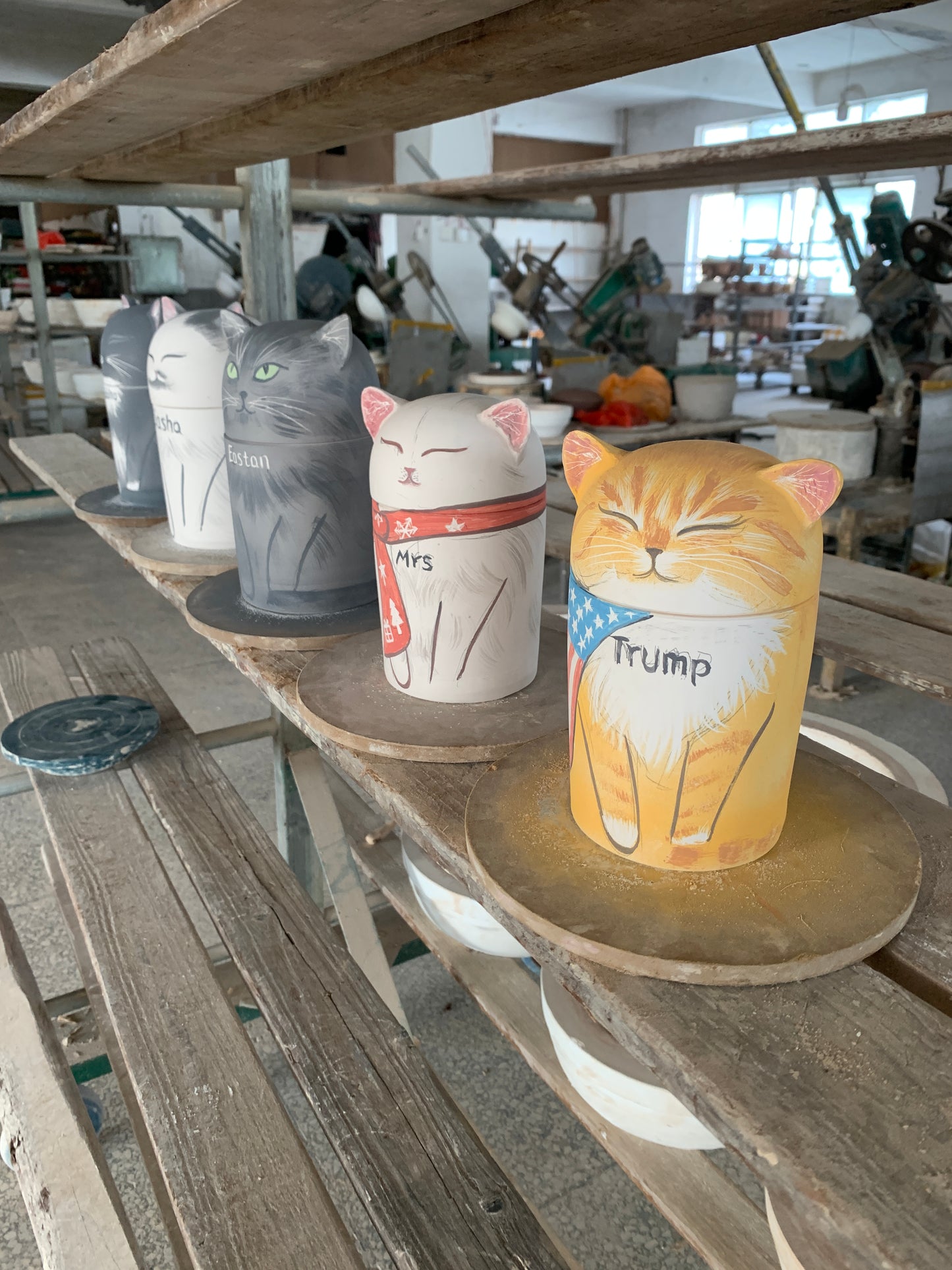 Artistic Hand-Painted Cat Memorial Urn – A Unique & Creative Tribute (Custom Portrait & Text)